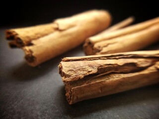 cinnamon sticks on table