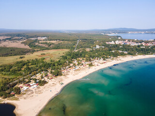 Fototapeta na wymiar Aerial view of South Beach of town of Kiten, Bulgaria