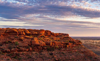 Fototapeta na wymiar Sunset at Kings Canyon in the Northern Territory, Australia.