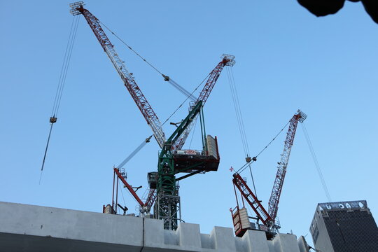 site with crane