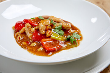 Bowl of noodles with vegetables