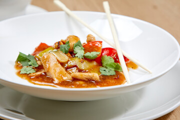 Bowl of noodles with vegetables