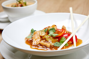 Bowl of noodles with vegetables