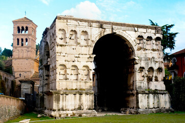 Fototapeta na wymiar Arch of Janus