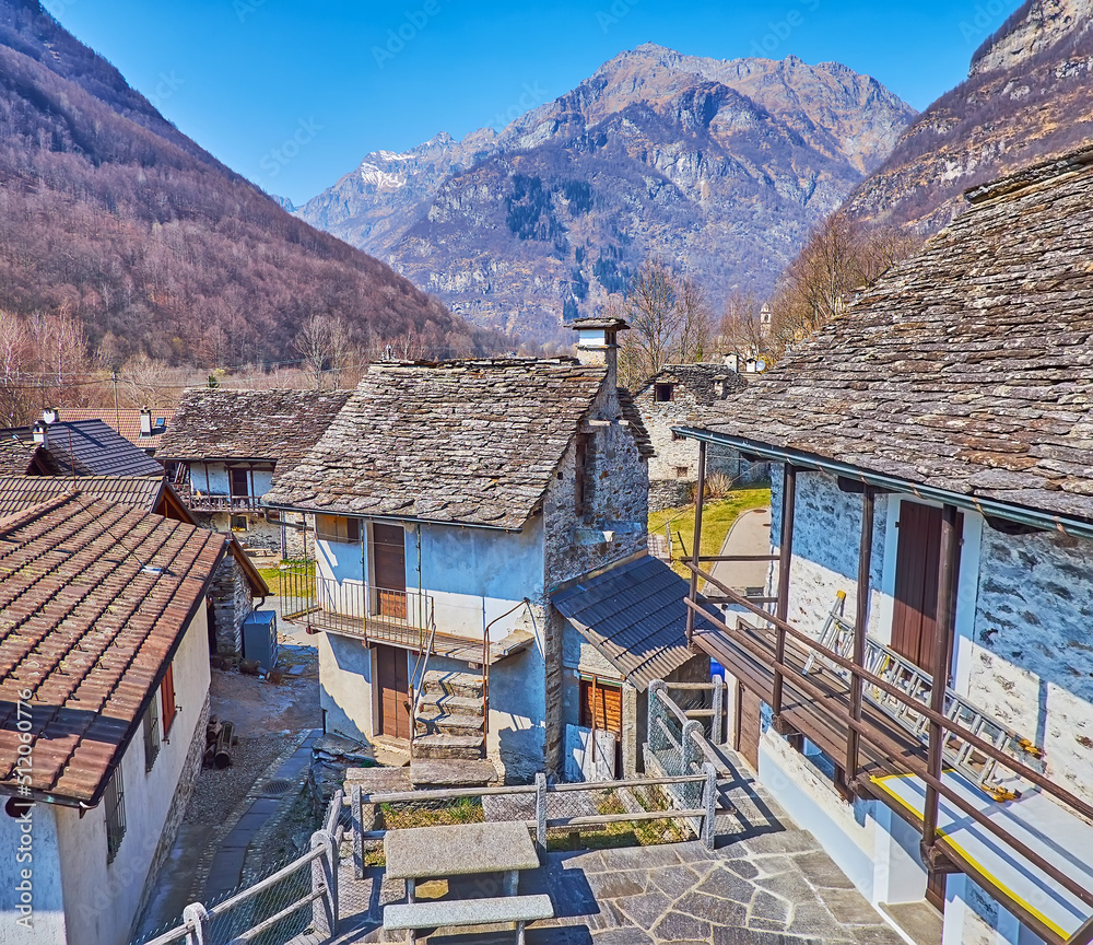 Sticker The small stone houses of Frasco, Valle Verzasca, Switzerland