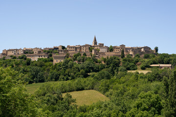 Fototapeta na wymiar Bastide de Puycelsi dans le Tarn