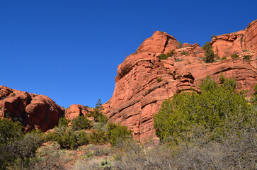 Fototapeta premium Gorgeous Red Rock Formations Under Blue Skies
