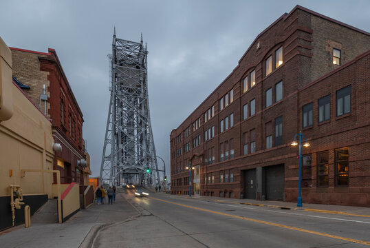 Lake Avenue with the Aerial Lift Bridge in the evening light