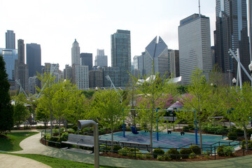 Fototapeta premium CHICAGO, ILLINOIS, UNITED STATES - 11 May 2018: Children's playground at Maggie Daley Park in downtown Chicago