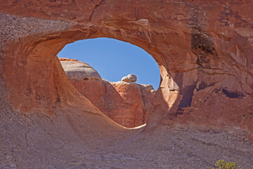 Tunnel Arch 1