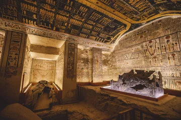Foto op Plexiglas View to the White Stone Sarcophagus inside the Ancient Egyptian Tomb of the Valley of the Kings in Luxor, Egypt © Dave