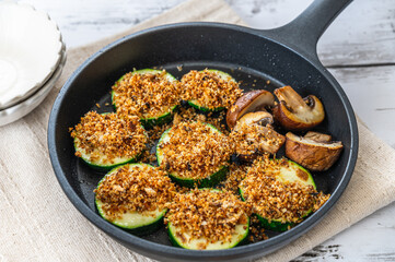 ズッキーニのパン粉焼き