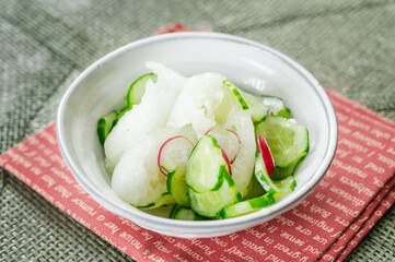 冬瓜の綿ときゅうりの浅漬け