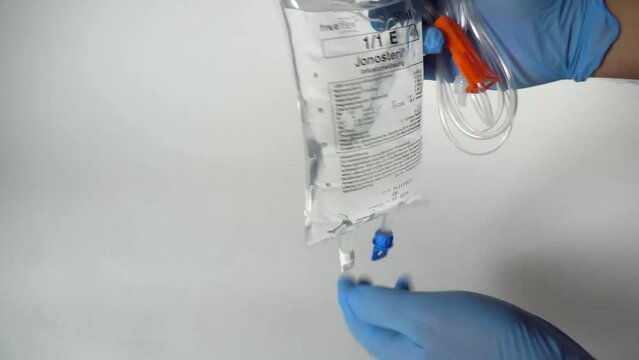Infusion Bag , Hamburg, Germany, 2022 - Emergency Rescue and Hospital Medical Equipment for Paramedics, EMTs, Doctors and Nurses