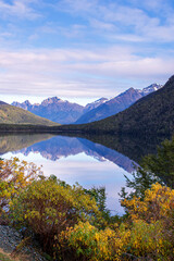 Obraz premium Winter's morning at Lake Gunn, near Fiordland National Park, New Zealand