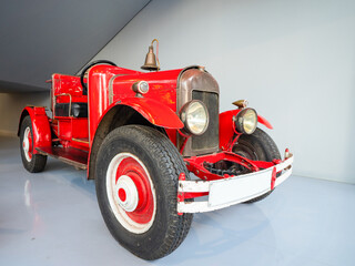 Old red fire truck