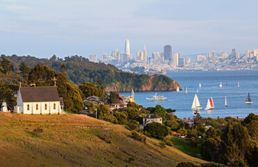 Fototapeta na wymiar View of the City of San Francisco, California