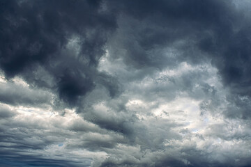 Fototapeta na wymiar A dramatic sky looms overhead in summertime