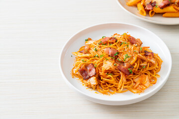 stir-fried spaghetti with kimchi and bacon