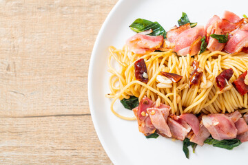 Stir-Fried Spaghetti With Dried Chili And Bacon
