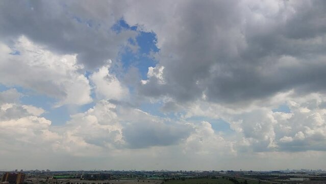 Cotton coud joruney sunny sky low angle timelapse