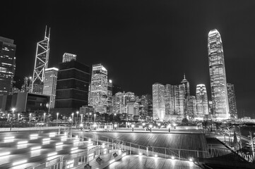 Fototapeta na wymiar Skyline of central district of Hong Kong city at night