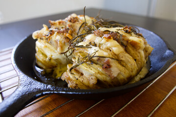 ハッセルバックポテト　スウェーデンのベイクドポテト Hasselbackspotatis Swedish meal