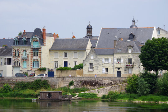 En bord de Loire, Saumur