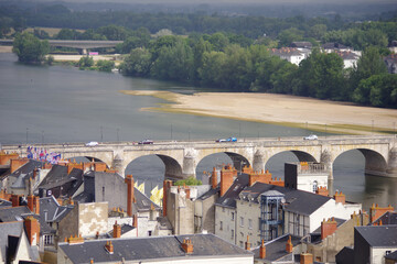 Fototapeta premium Pont traversant la Loire