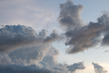 NÚVENS