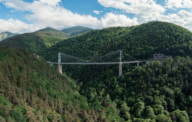 Fototapeta na wymiar Pont Gisclard dans les Pyrénées-Orientales.