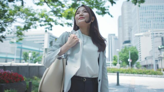 ビジネスウーマン 女性