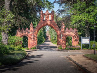Tor zum Südfriedhof in Cottbus
