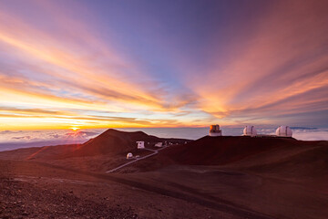 Beautiful sunset of Mauna Kea and Observatory in Big Island, Hawaii