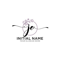 Obraz premium Initial letter JO beauty handwriting logo vector