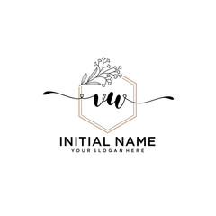 Obraz premium Initial letter VU beauty handwriting logo vector