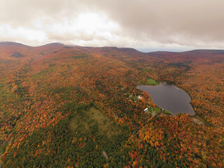 Obraz premium Peak Foilage - Lake Colgate, New York
