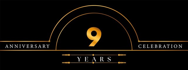 Obraz premium 9 Anniversary Celebration Circle Gold Number Template Design. Poster Design For magazine, banner, happy birthday, ceremony, wedding, jubilee, greeting card and brochure.