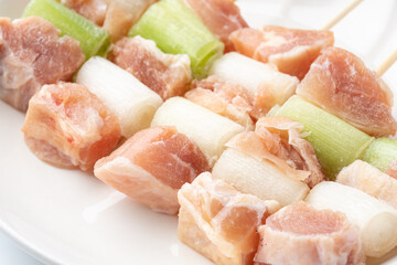 調理前の生の状態の焼き鳥