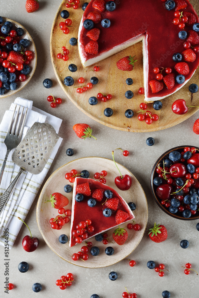 Poster summer cheesecake with berries