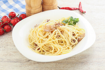 Spaghetti carbonara pasta with bacon