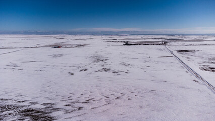 Viñedos y meseta castellano leonesa nevada