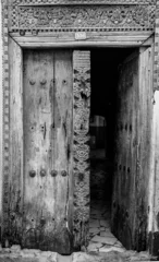 Fotobehang wooden gate 5 © Justo