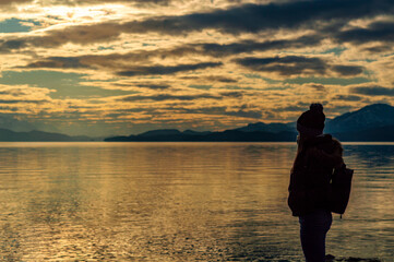 Fototapeta premium mirando hacia el atardecer