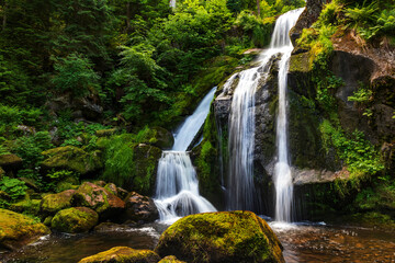 Obraz premium Cascade waterfalls in Schwarzwald. Travel in Germany.