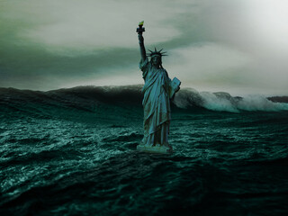 Statue of Liberty Floating on Water - obrazy, fototapety, plakaty