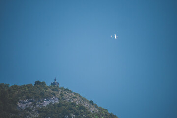 glider in mountain