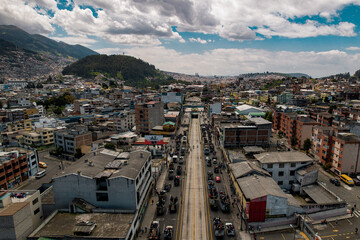 Quito, Ecuador; 15 de junio de 2022: Manifestantes se trasladan a la capital de Ecuador para...