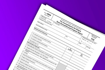 Obraz premium Form 8654 documentation published IRS USA 04.20.2016. American tax document on colored