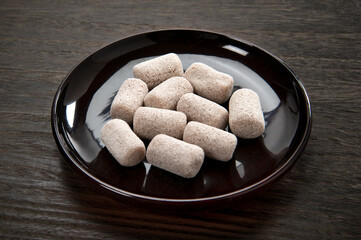 愛媛県産の駄菓子、麦こがし飴